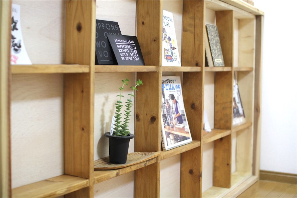 SPF1×4材でDIYしたディスプレイカウンター