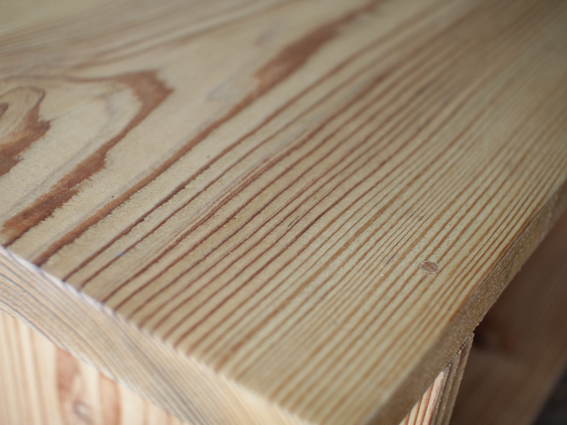 木目が美しい杉板