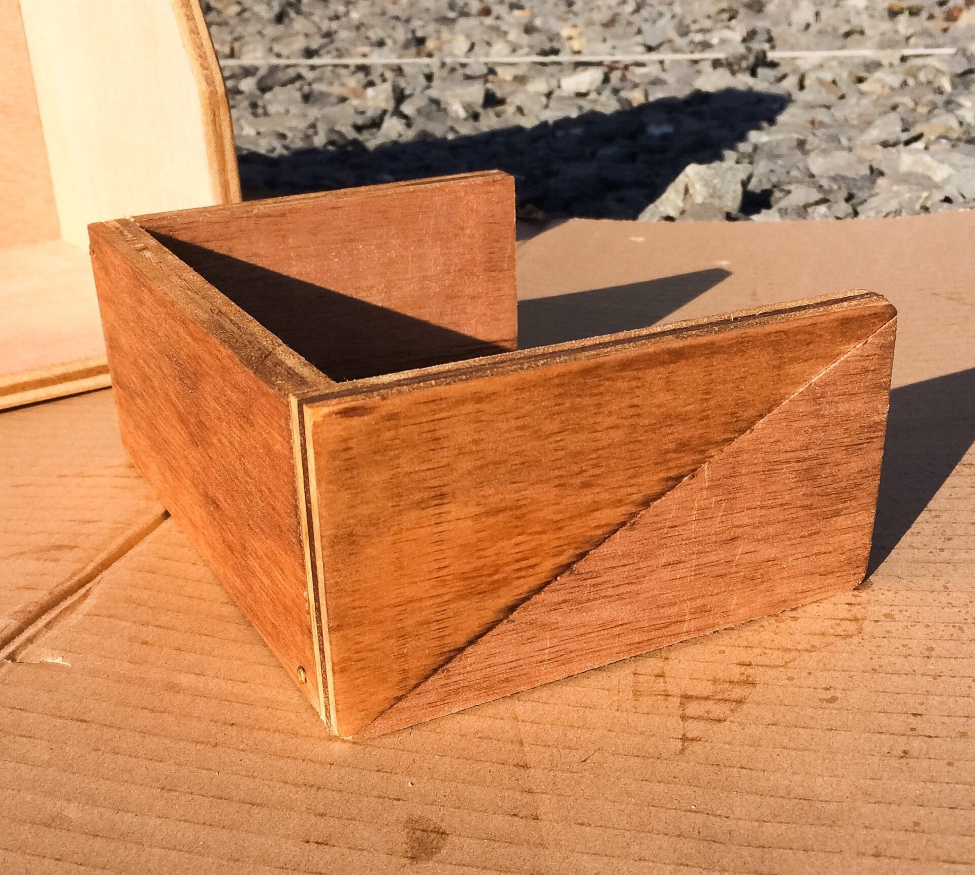 引き出しもワトコオイルで着色