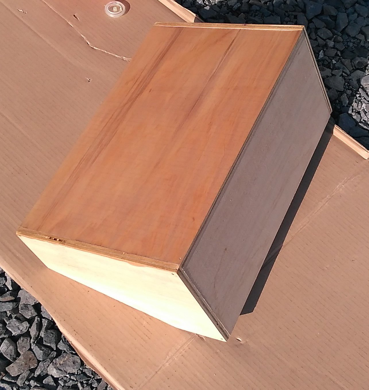 ワトコオイルで背面から塗装