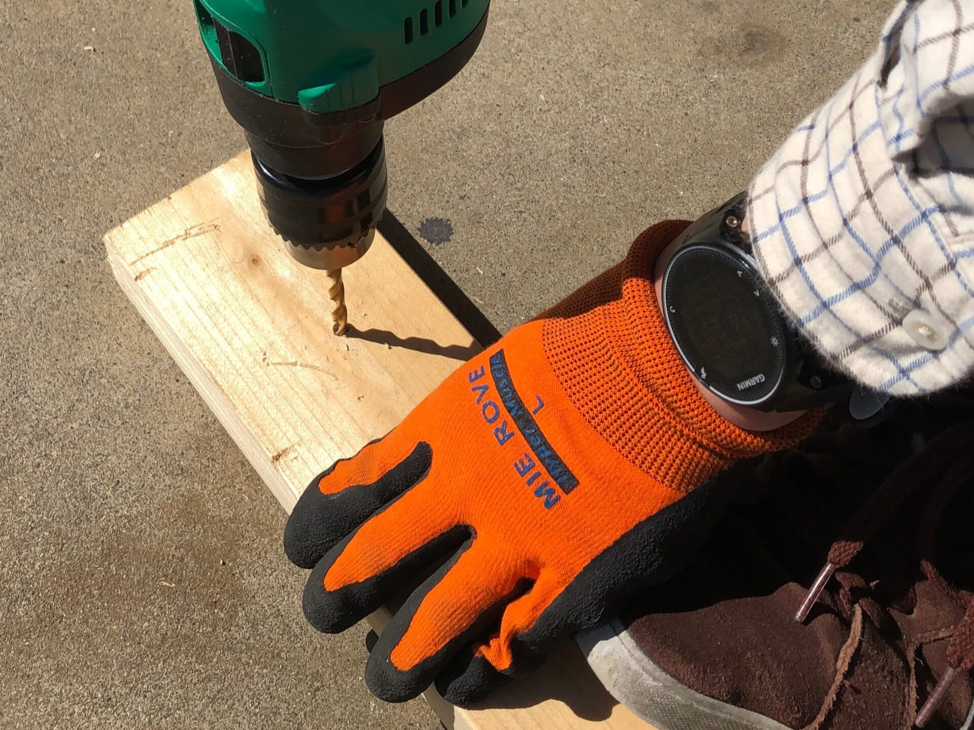 電動ドリルはDIYするなら持っておくべきアイテム