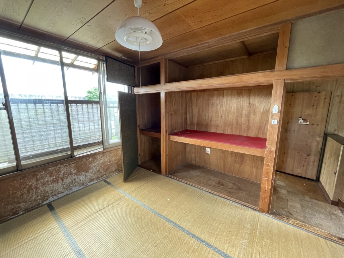 リノベ前の2階の和室。