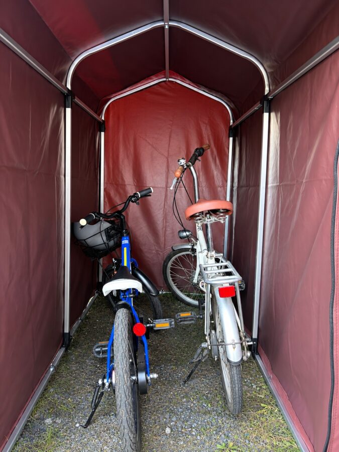 アイリスオーヤマの自転車置場は手軽に設置できる