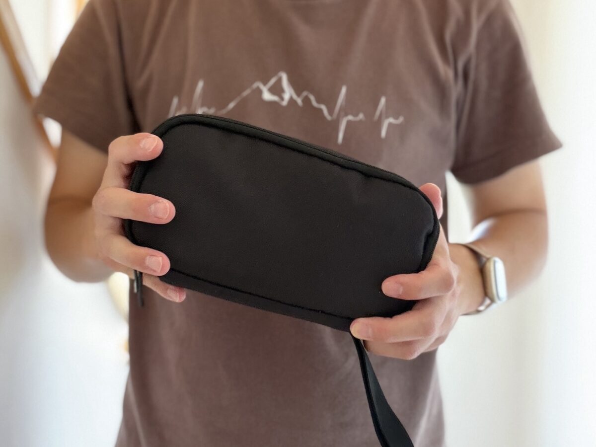サンワダイレクトのトラベルポーチ