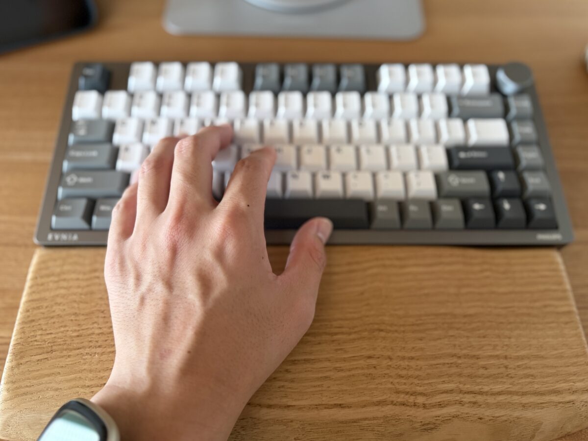 パームレストがあるとキーボードのタイピングが快適になる